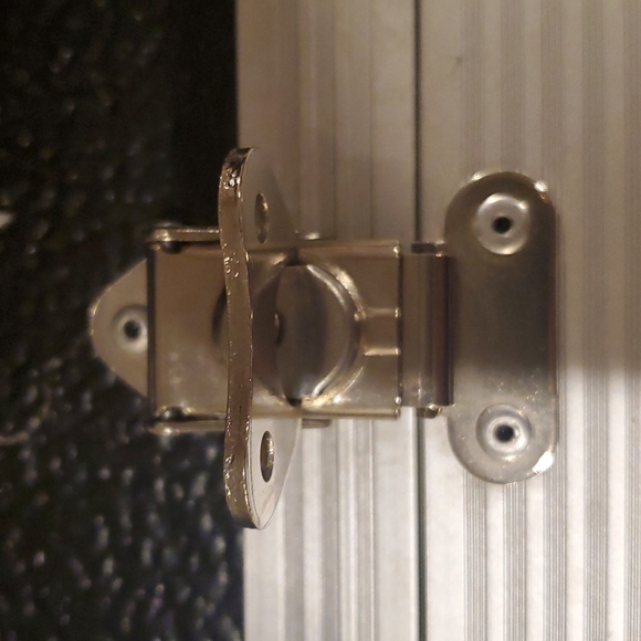 RARE! VINTAGE MAC Cosmetics Train Case - Picture 4 of 17